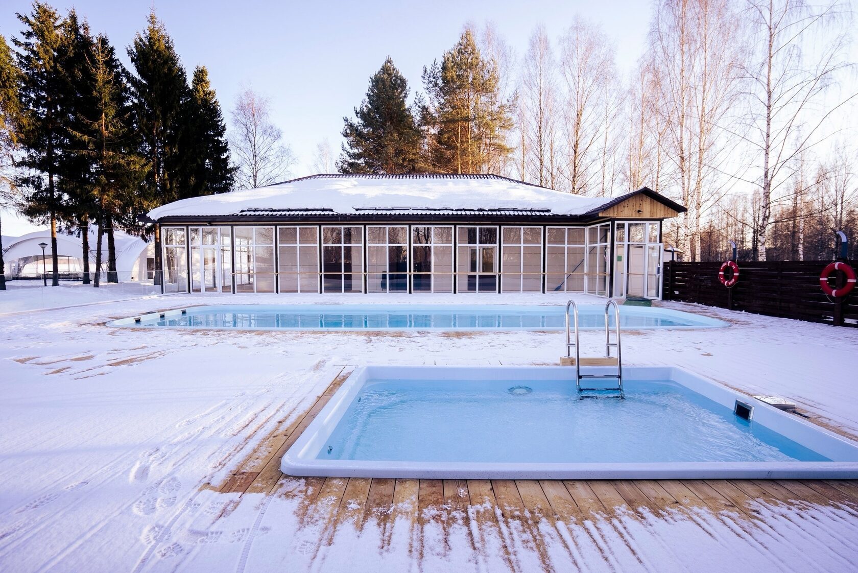 Laguna 4 — на участке в 